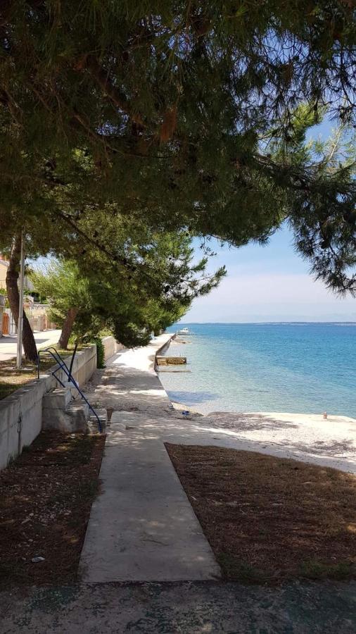 Comfort Apartment On The Beach كالي المظهر الخارجي الصورة