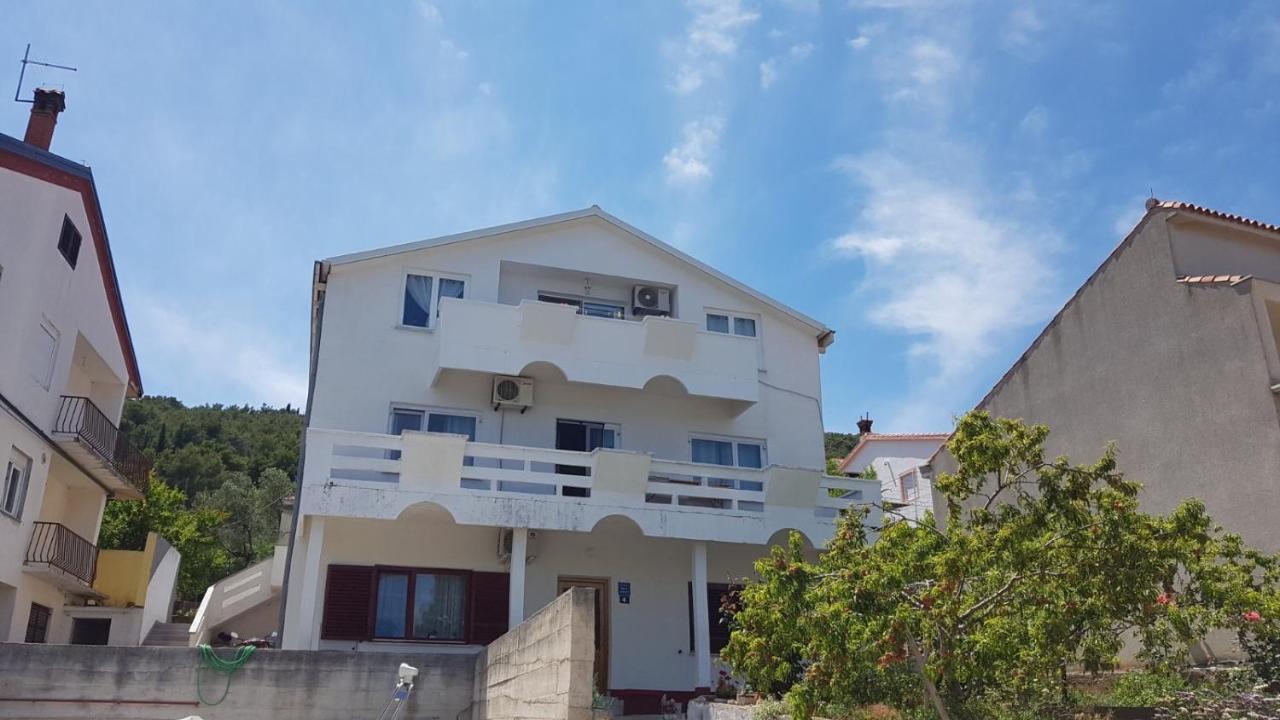 Comfort Apartment On The Beach كالي المظهر الخارجي الصورة